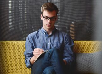 A Vállalkozói Szellem: Az Út Az Innovációhoz és a Sikerhez A Vállalkozói Szellem: Az Út Az Innovációhoz és a Sikerhez